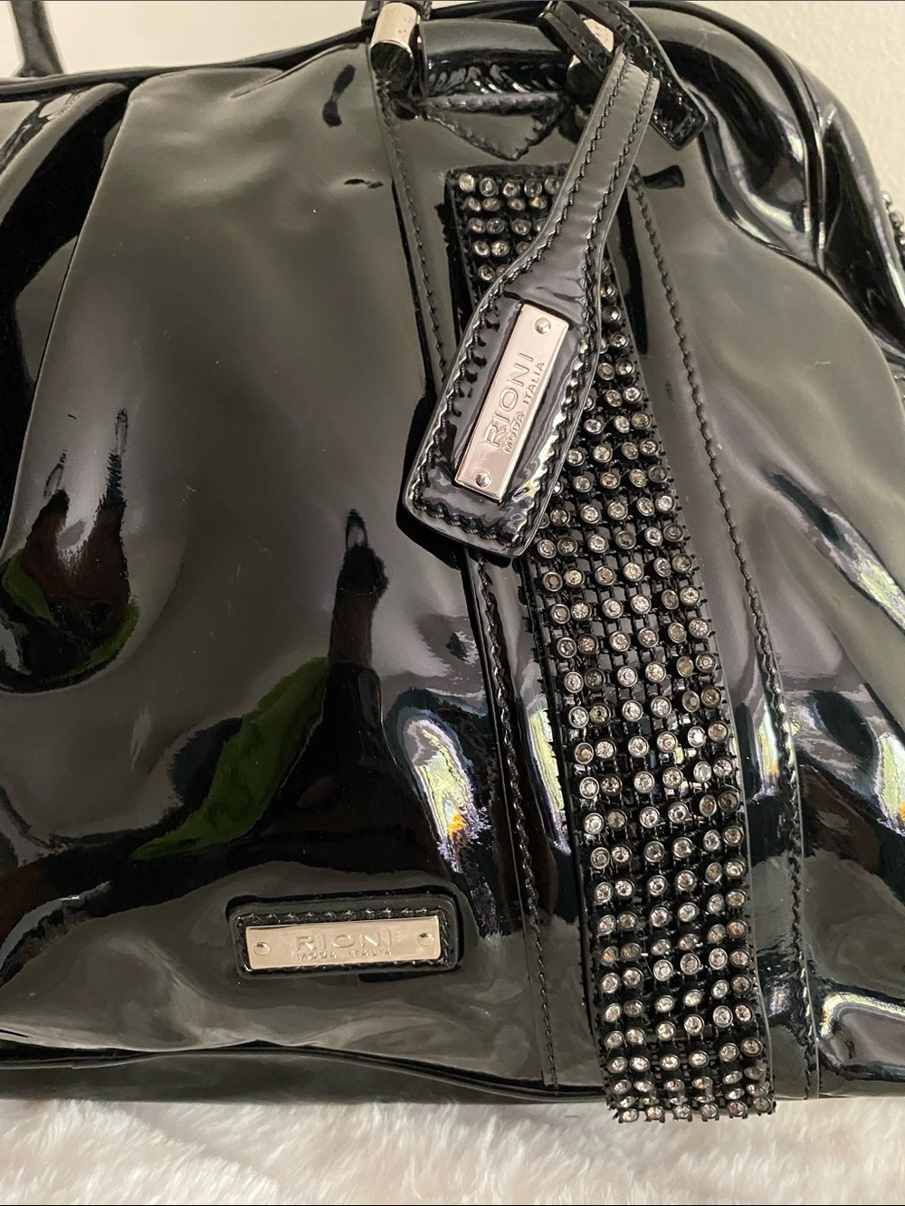 Rioni Studded Shoulder Tote in Glossy Black Patent Leather - Made in Italy - Picture 3 of 17
